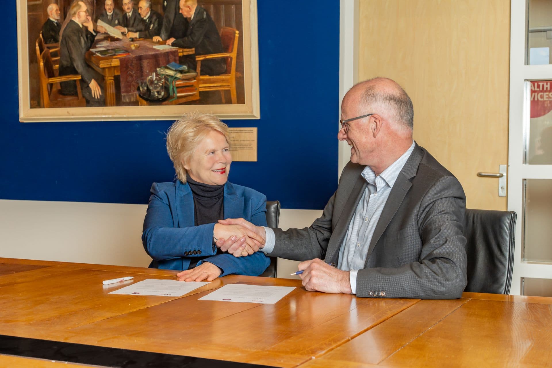 Avans Hogeschool en Fontys Hogescholen ondertekenen het Code of Conduct.