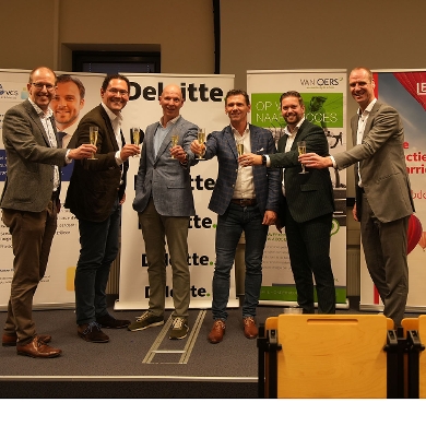 Opleiding Accountancy en praktijkpartners tekenen convenant