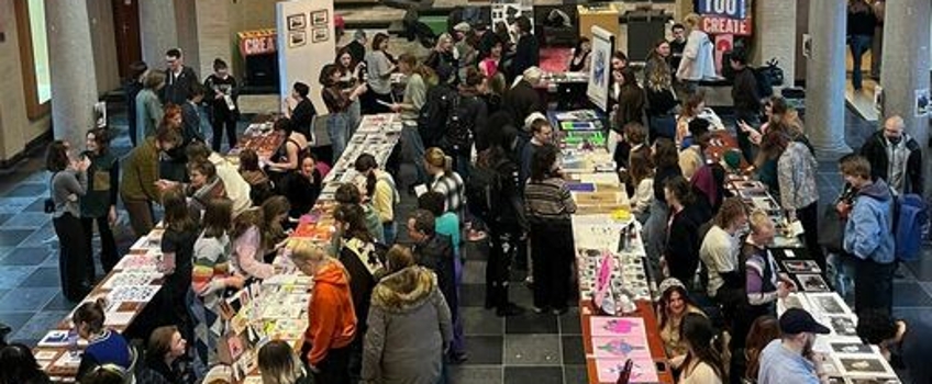 Kunstmarkt aardbevingsslachtoffers St. Joost Avans