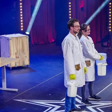 Chemiedocenten als De Labtijgers bij Holland's Got Talent