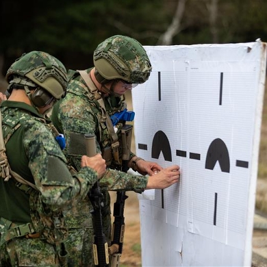 Avans en Defensie versterken samenwerking